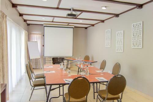 Hostal Ruslamere Hotel, Spa And Conference Centre