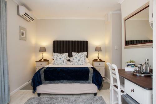Hostal Four Palms Accommodation & Conferencing
