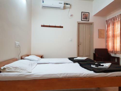 Hotel Sri Kumara Lodge