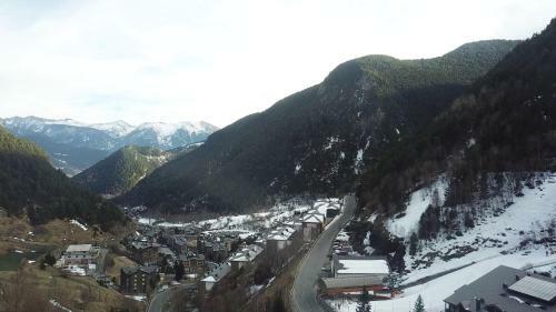 Apartamento Luxury Arinsal Ribasol Park & Oxygen Therapy Center