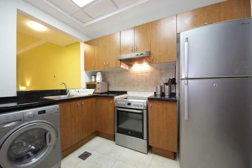 Signature Holiday Homes- Studio Apartment Venetian Tower