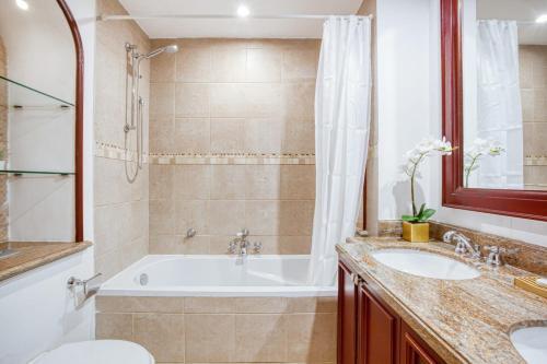 Guestready Bright And Spacious Apartment In Old Town