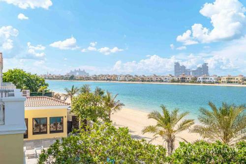Villa Lux - The Dubai Paradise Palace