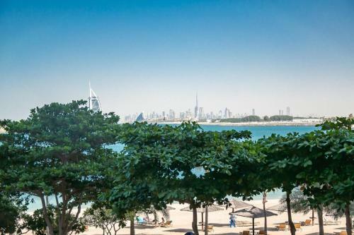 Apartamento Beachfront 1bd Sea View With Riva Beach Access