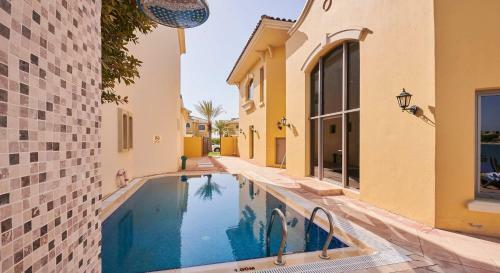 Rose Dream - 5 Bedrooms Palm Villa On The Beach With Private Pool