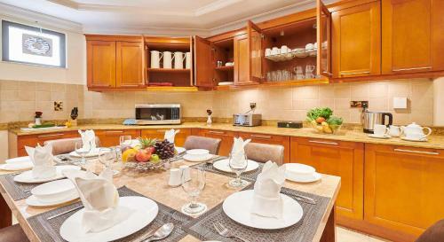 Rose Dream - 5 Bedrooms Palm Villa On The Beach With Private Pool