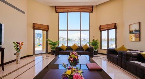 Rose Dream - 5 Bedrooms Palm Villa On The Beach With Private Pool