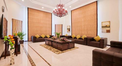 Rose Dream - 5 Bedrooms Palm Villa On The Beach With Private Pool