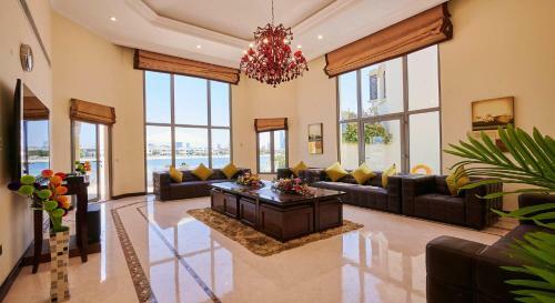 Rose Dream - 5 Bedrooms Palm Villa On The Beach With Private Pool