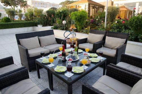 Arg Hotel