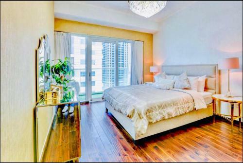 Apartamento Damac Heights Fendi Dubai Marina