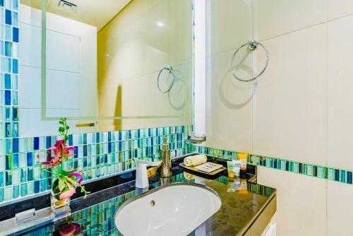 Apartamento Damac Heights Fendi Dubai Marina