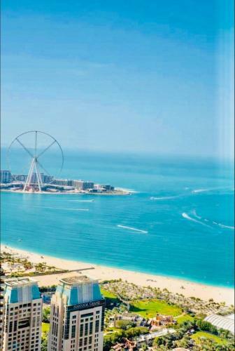Apartamento Damac Heights Fendi Dubai Marina