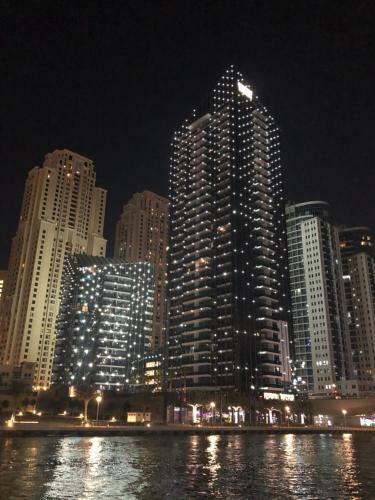 Apartamento Fam Living - Sparkle Tower - Marina View
