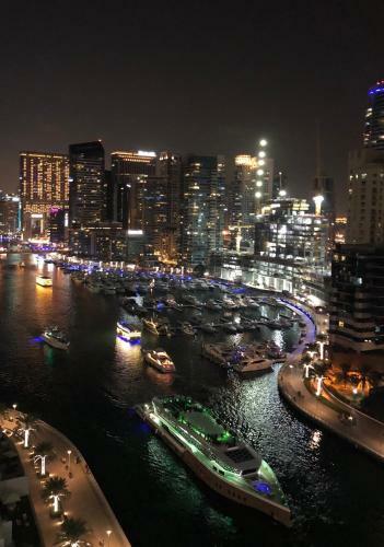 Apartamento Fam Living - Sparkle Tower - Marina View
