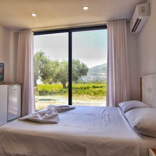 Hotel Summer Land