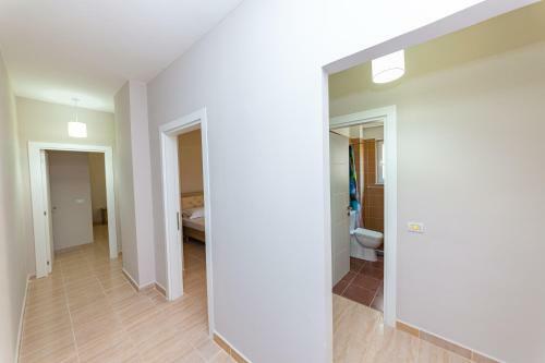 Ponari S Hotel