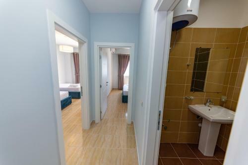 Ponari S Hotel