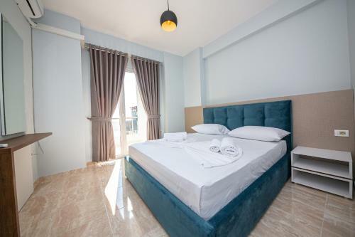 Ponari S Hotel