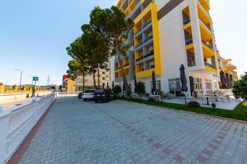 Ponari S Hotel