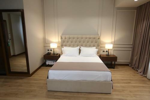 Portik Hotel