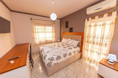 Fiore Hotel