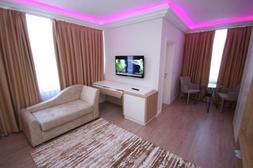 Eljos Hotel