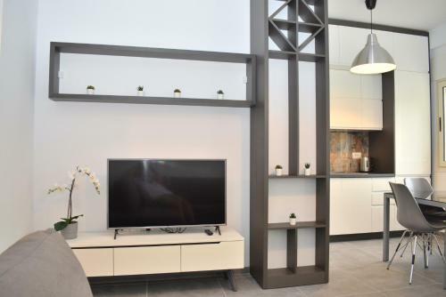 Glam Apartment - 164