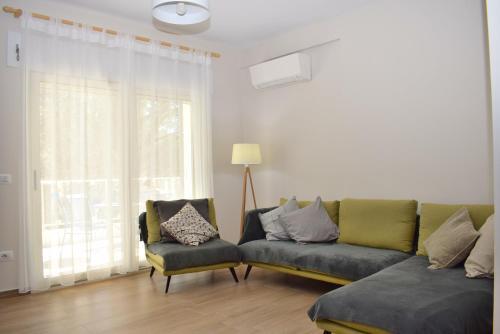Minty Apartment - 145
