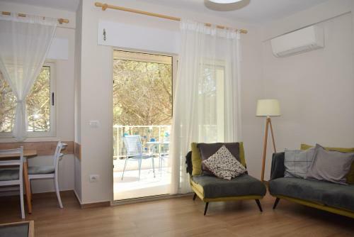 Minty Apartment - 145