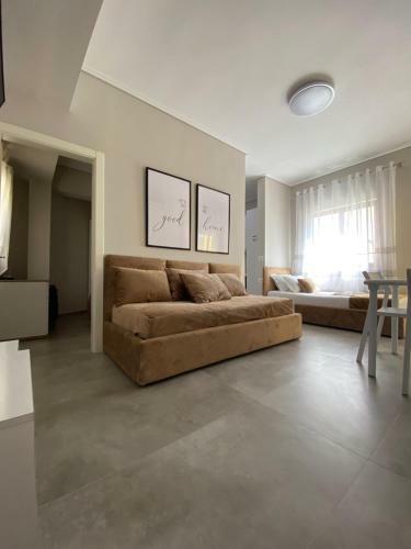 Ladi Guest House