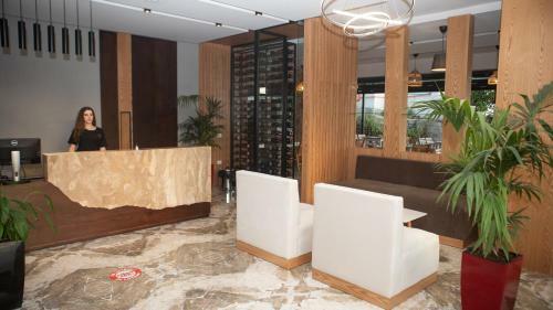 Hotel Qeparo