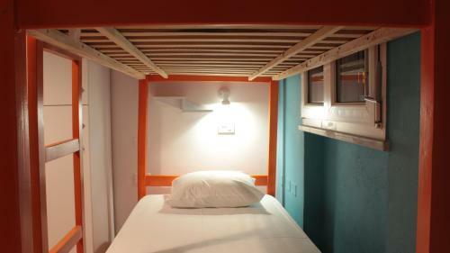 Bed Station Hostel & Bar