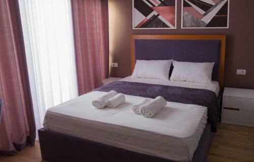 Modern Furnished Apartment With View