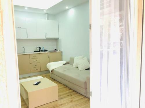 Opera Apartments - Choose Balkans