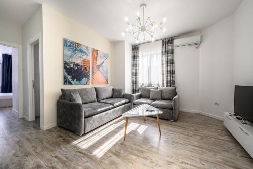 Luxury Apartment Skanderbag Square