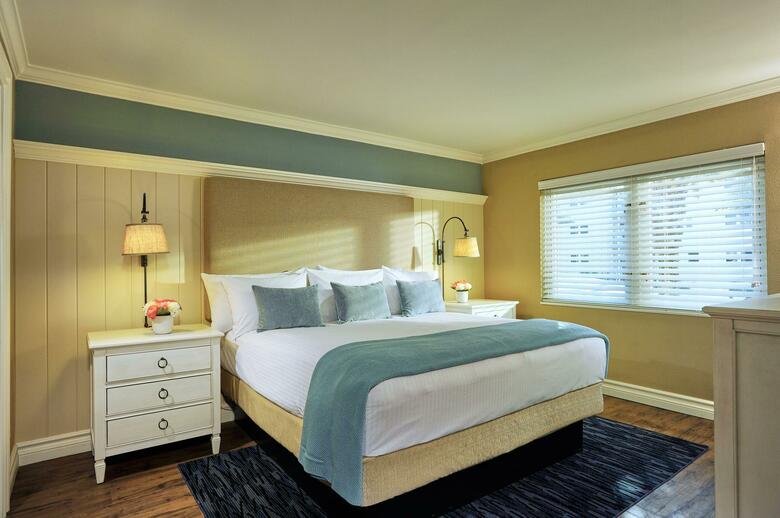 Edgewater Beach Hotel