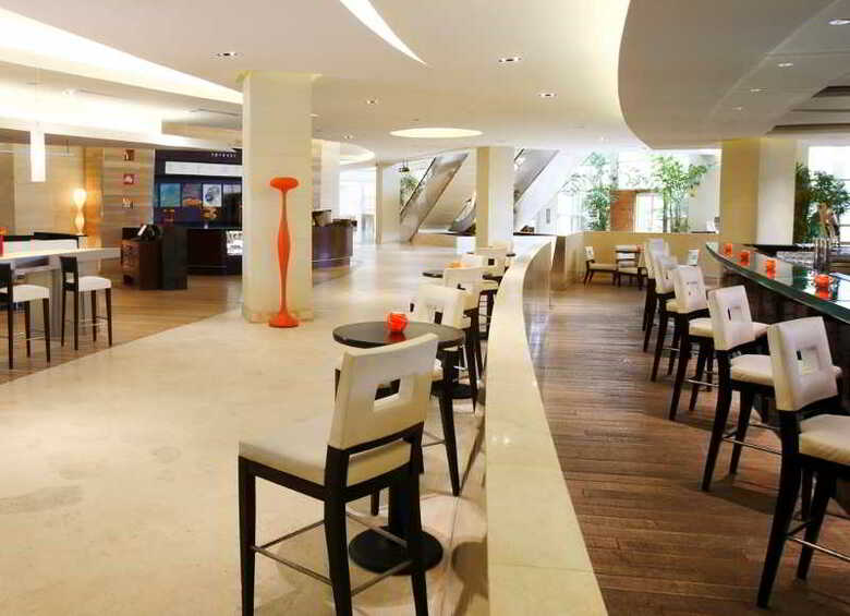 Hotel Naples Grande Beach Resort