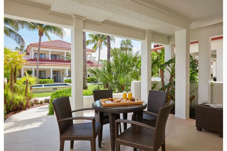 Hotel Naples Grande Beach Resort