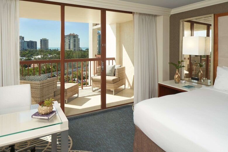 Hotel Naples Grande Beach Resort