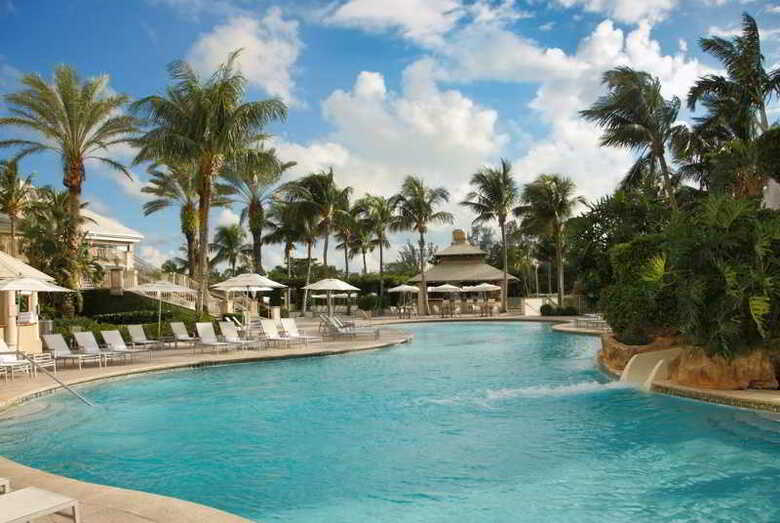 Hotel Naples Grande Beach Resort