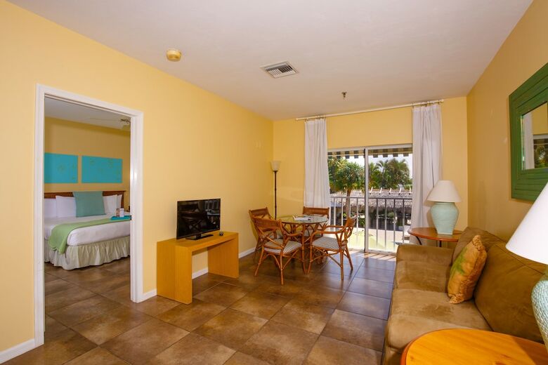 Hotel Naples Courtyard Inn