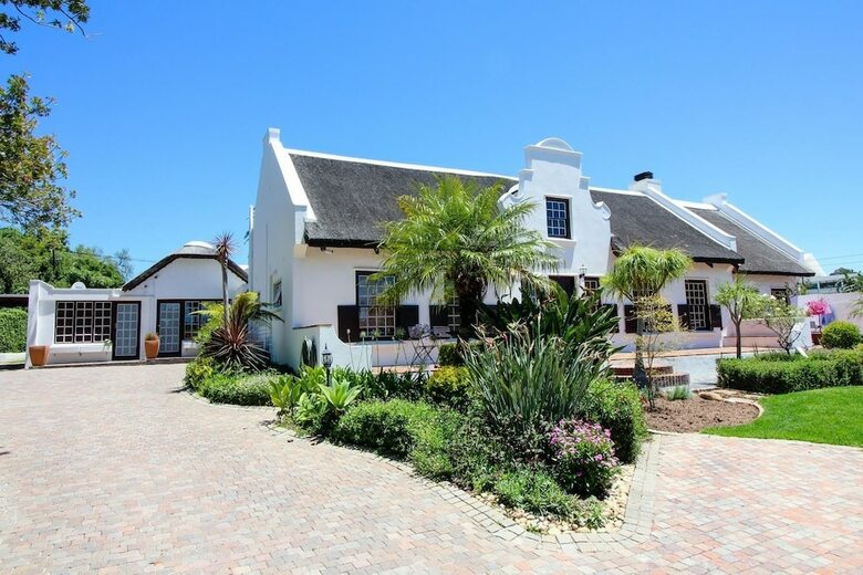Bed & Breakfast Cape Village Lodge