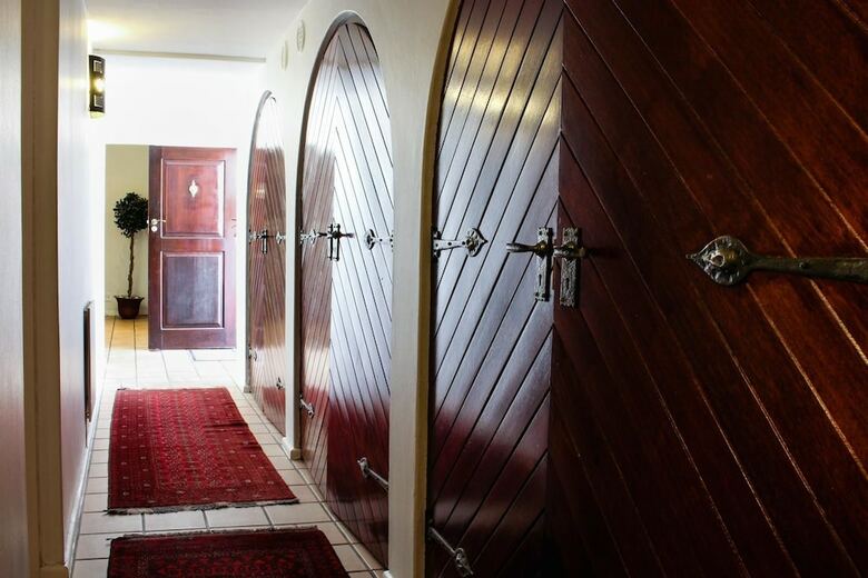 Bed & Breakfast Cape Village Lodge