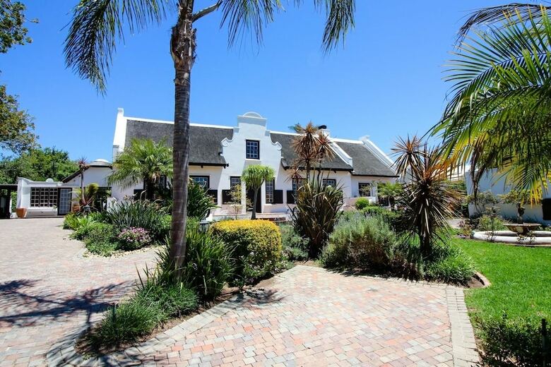 Bed & Breakfast Cape Village Lodge
