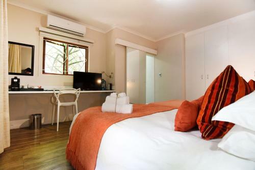 Hotel Feathers Lodge