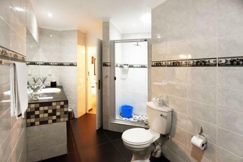 Hotel Feathers Lodge