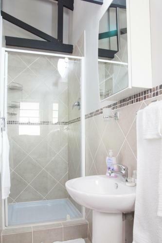 Hostal D'urbanmist