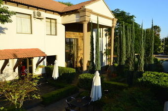 Hostal Constantia Manor Guest House