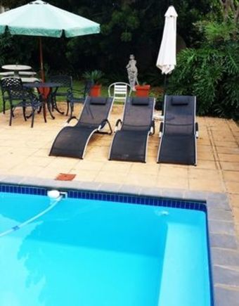 Hostal Constantia Manor Guest House